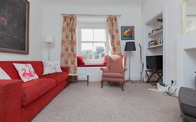 Charming City Centre Flat In Edinburgh